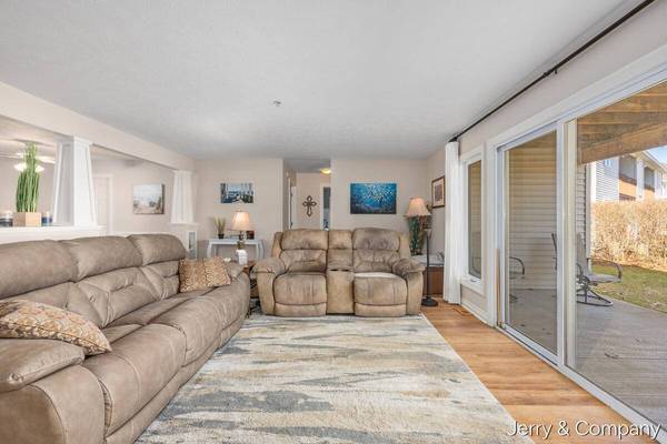 12265 S Crystal Waters Drive #2, Holland, MI 49424