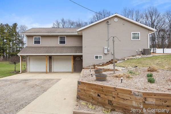 29535 22nd Avenue, Gobles, MI 49055