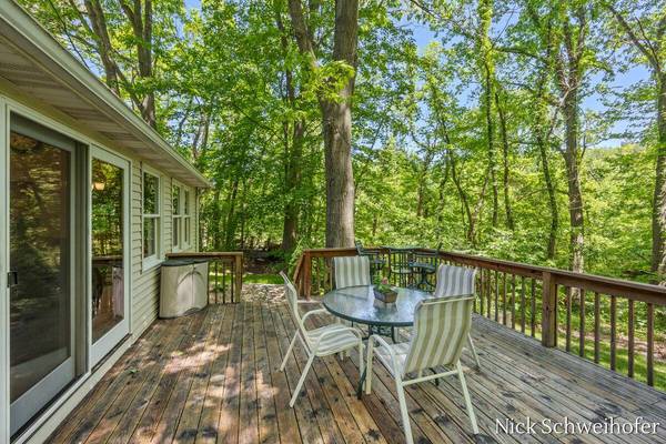 5932 Wilderness Trail, Hamilton, MI 49419