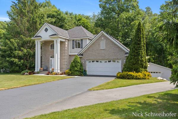 11220 Oak Grove Road, Grand Haven, MI 49417