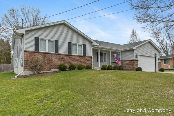 2004 Brunsink NE Drive, Grand Rapids, MI 49503