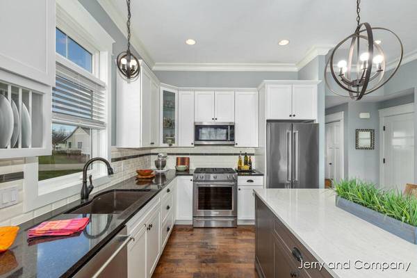 11371 S Lake Drive, Holland, MI 49424