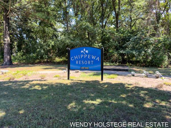 398 Pine Street, Holland, MI 49424