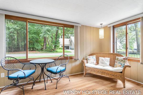 398 Pine Street, Holland, MI 49424