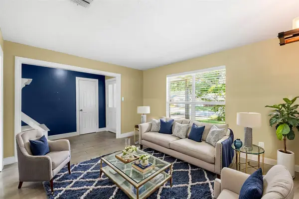 3010 Westerland DR, Houston, TX 77063