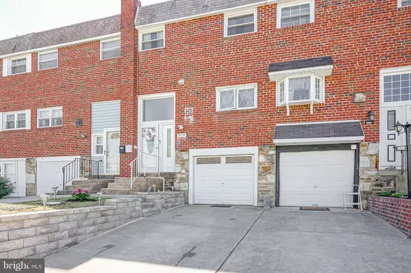 3537 CHURCHILL LN, Philadelphia, PA 19114
