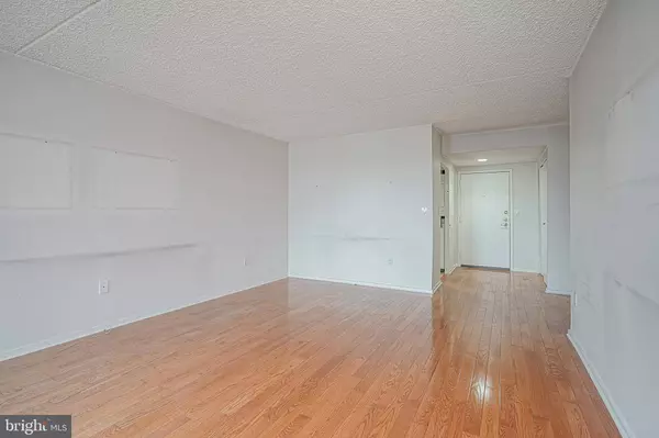 200-10 LOMBARD ST #601, Philadelphia, PA 19147