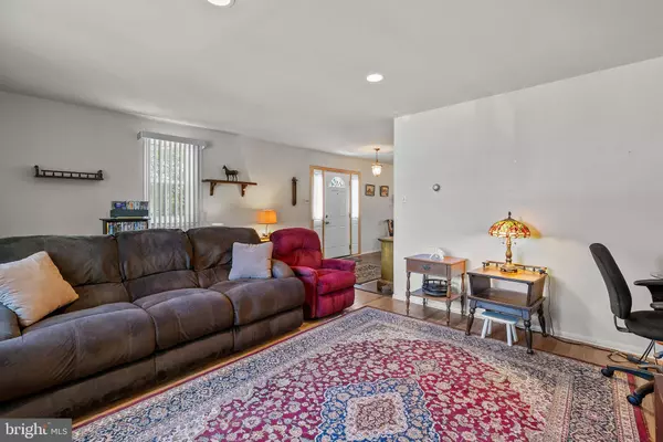 411 AUDUBON PLZ, Philadelphia, PA 19116