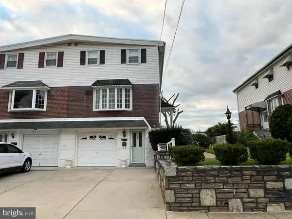 8218 WINTHROP ST, Philadelphia, PA 19136