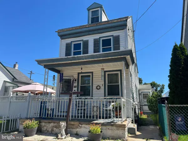 567 LINDEN ST, Bristol, PA 19007