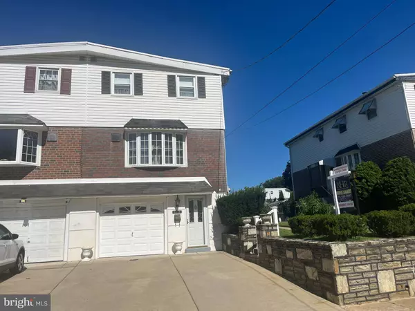 8218 WINTHROP ST, Philadelphia, PA 19136