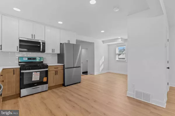 3165 WESTON ST, Philadelphia, PA 19136