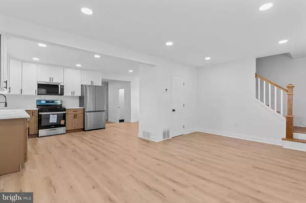 3165 WESTON ST, Philadelphia, PA 19136