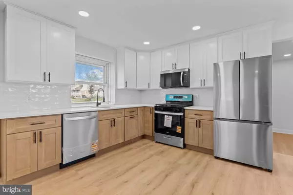 3165 WESTON ST, Philadelphia, PA 19136