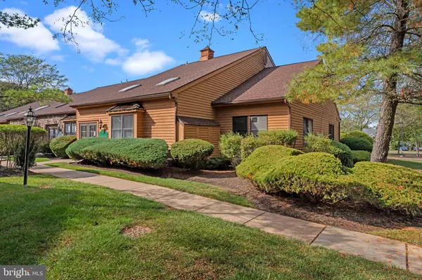 301 OXFORD VALLEY RD #301B, Yardley, PA 19067