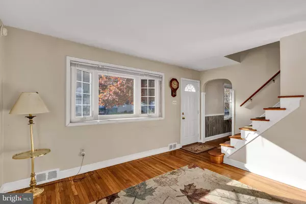 2349 DIXON AVE, Croydon, PA 19021