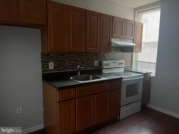 6122 N BROAD ST, Philadelphia, PA 19141