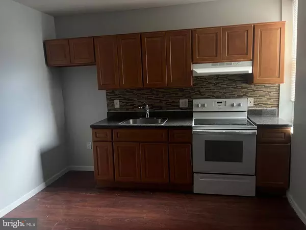 6122 N BROAD ST, Philadelphia, PA 19141