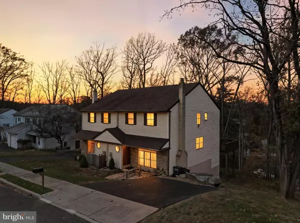 625 VALLEY STREAM CIR, Feasterville Trevose, PA 19053
