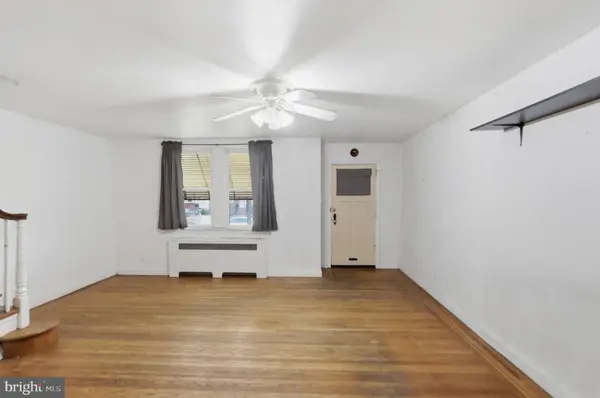 2913 KNORR ST, Philadelphia, PA 19149