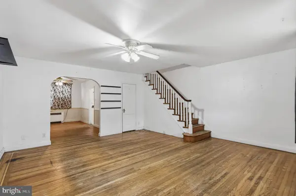 2913 KNORR ST, Philadelphia, PA 19149