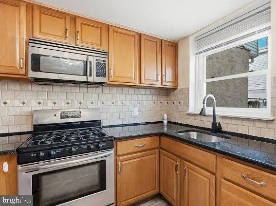 2844 ALMOND ST, Philadelphia, PA 19134