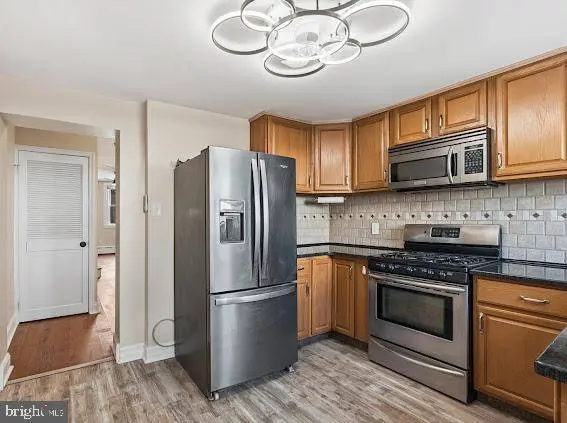 2844 ALMOND ST, Philadelphia, PA 19134