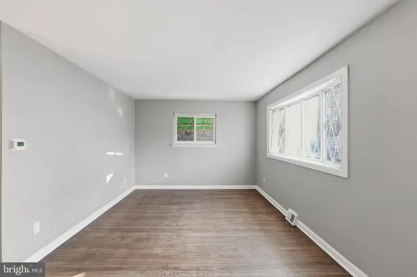 2942 ARLAN AVE, Philadelphia, PA 19136