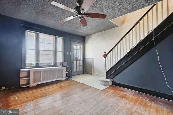 5718 HEGERMAN ST, Philadelphia, PA 19135