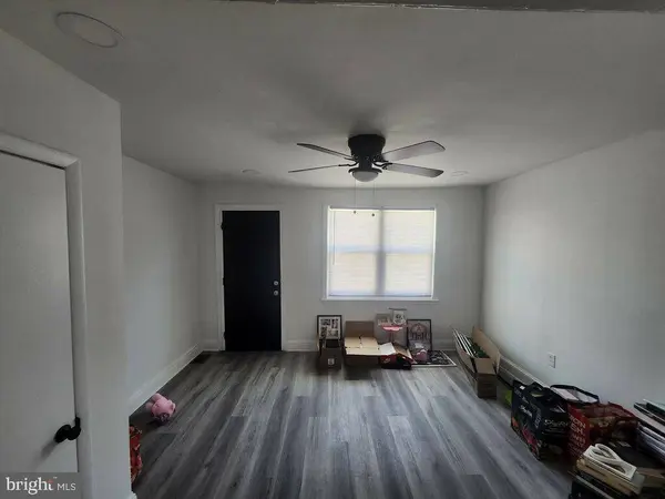 4758 MERCER ST, Philadelphia, PA 19137