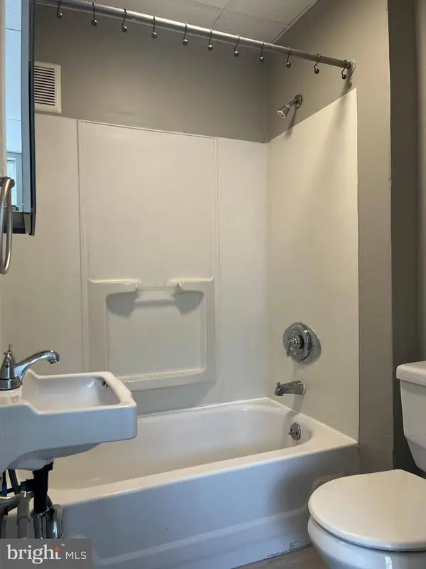 2666-00 BRIDGE ST #1ST FLOOR REAR, Philadelphia, PA 19137