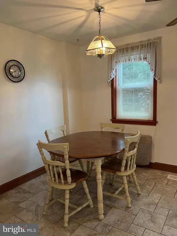 3584 DOWS RD, Philadelphia, PA 19154
