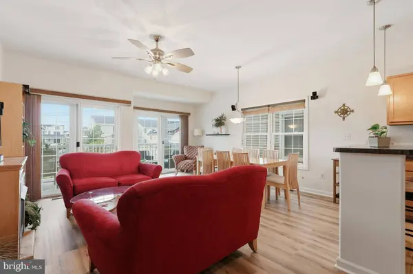 413 W CEDAR AVE #C, Wildwood, NJ 08260