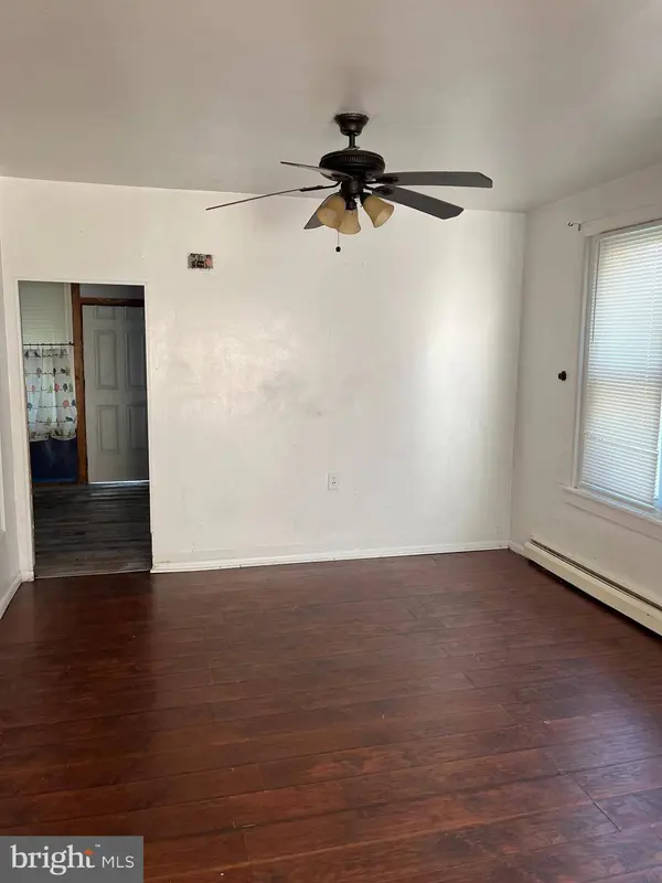 4212 MERIDIAN ST, Philadelphia, PA 19136