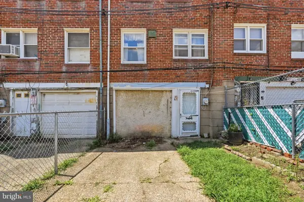 8033 TEMPLE RD, Philadelphia, PA 19150