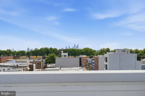 2562 E AUBURN ST, Philadelphia, PA 19134