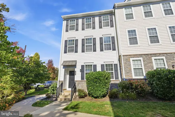 12 JESSOP LN