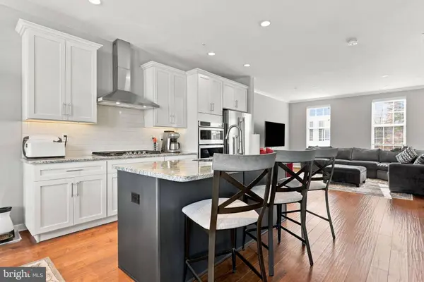 12 JESSOP LN, Hatboro, PA 19040