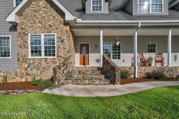 9026 Privette Hill LN, Spring Hope, NC 27882