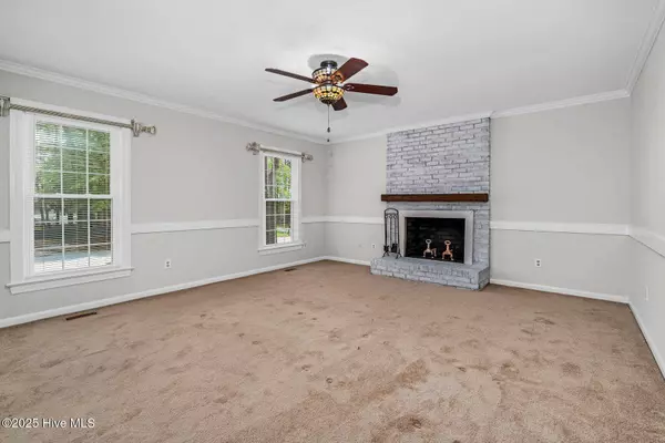 1100 Brandywine LN, Rocky Mount, NC 27804