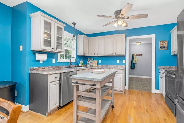 1576 Cheves Road, Zebulon, NC 27597