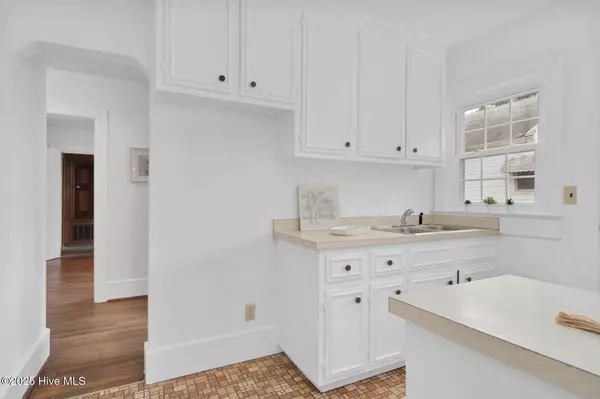 701 E Nash ST, Spring Hope, NC 27882