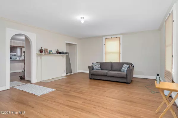 2851 Hwy 123 N, Hookerton, NC 28538