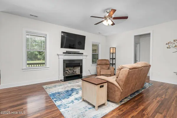 109 Box Elder WAY, Zebulon, NC 27597