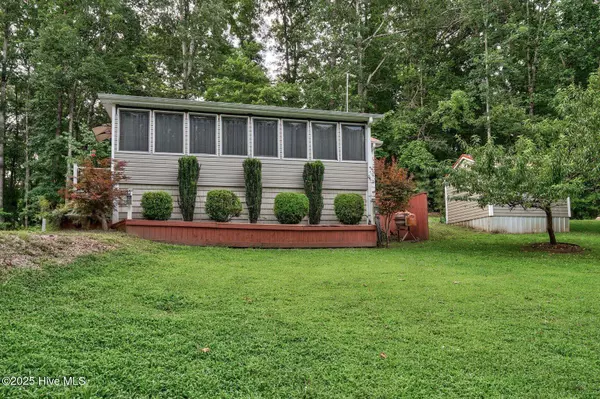 196 Red Wing DR, Louisburg, NC 27549