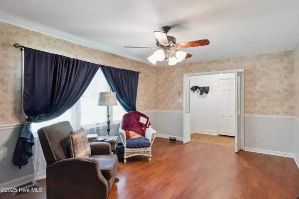 6205 Dello ST, Durham, NC 27712