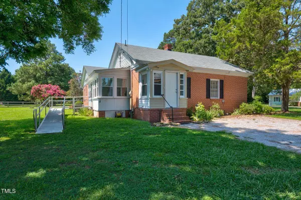 7026 Church Street, Stantonsburg, NC 27883