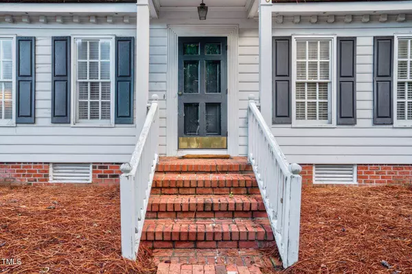 100 Old Colony Way, Rocky Mount, NC 27804