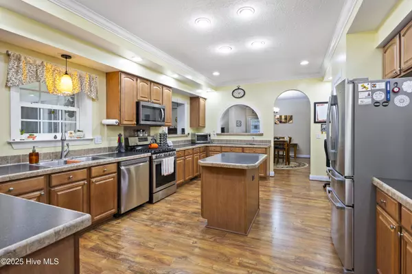 2150 Nc 58, Castalia, NC 27816