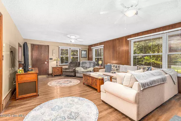 9698 Us 64, Spring Hope, NC 27882